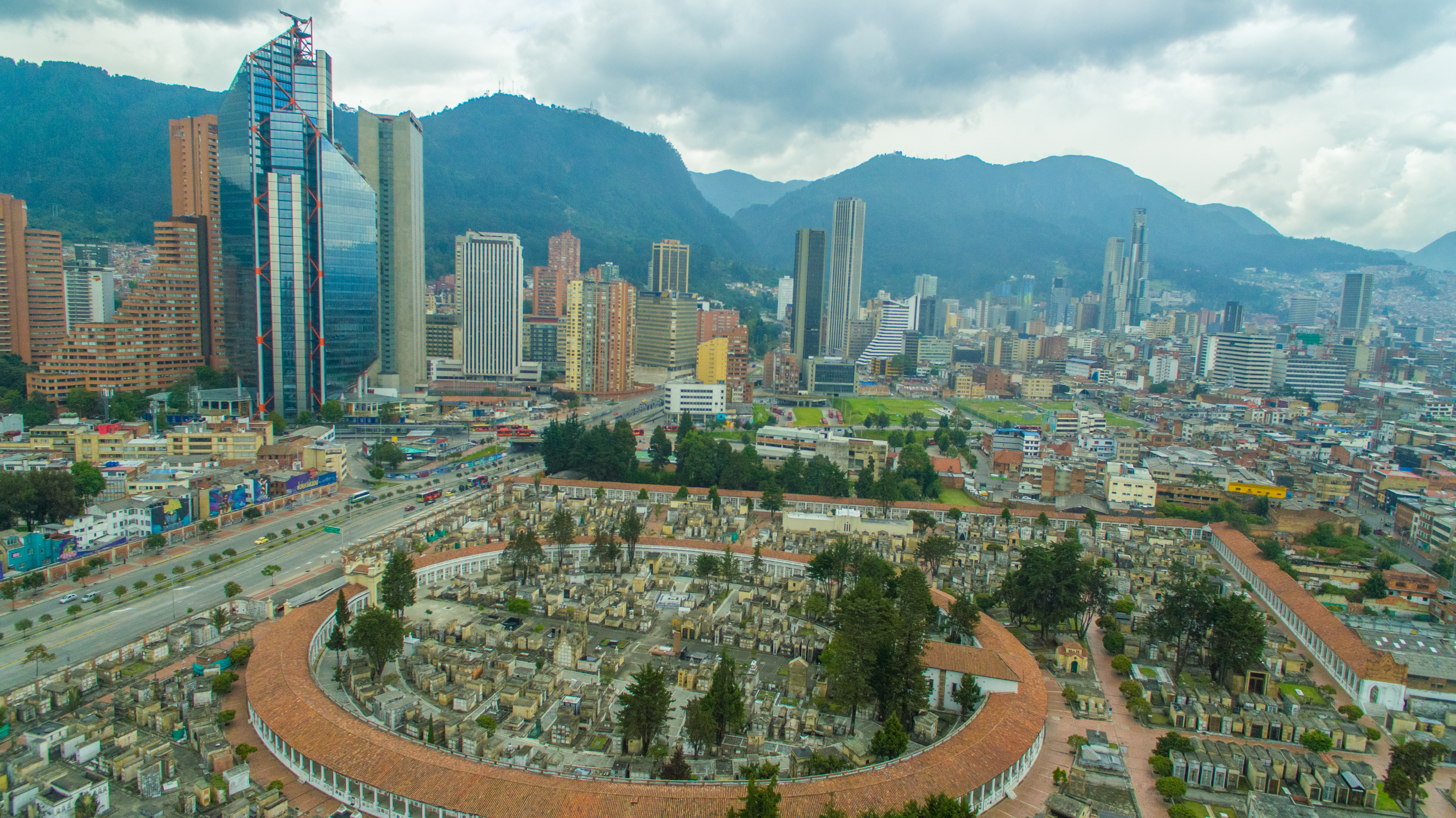 Bogotá incorporará estrategias del proyecto internacional euPOLIS para innovar en planeación urbana 