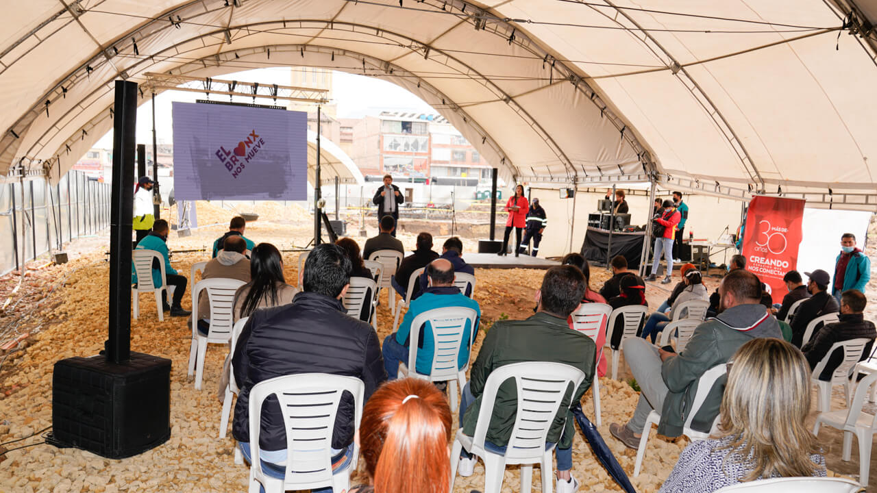 Fotografía evento nueva sede de la Alcaldía Local de Los Mártires