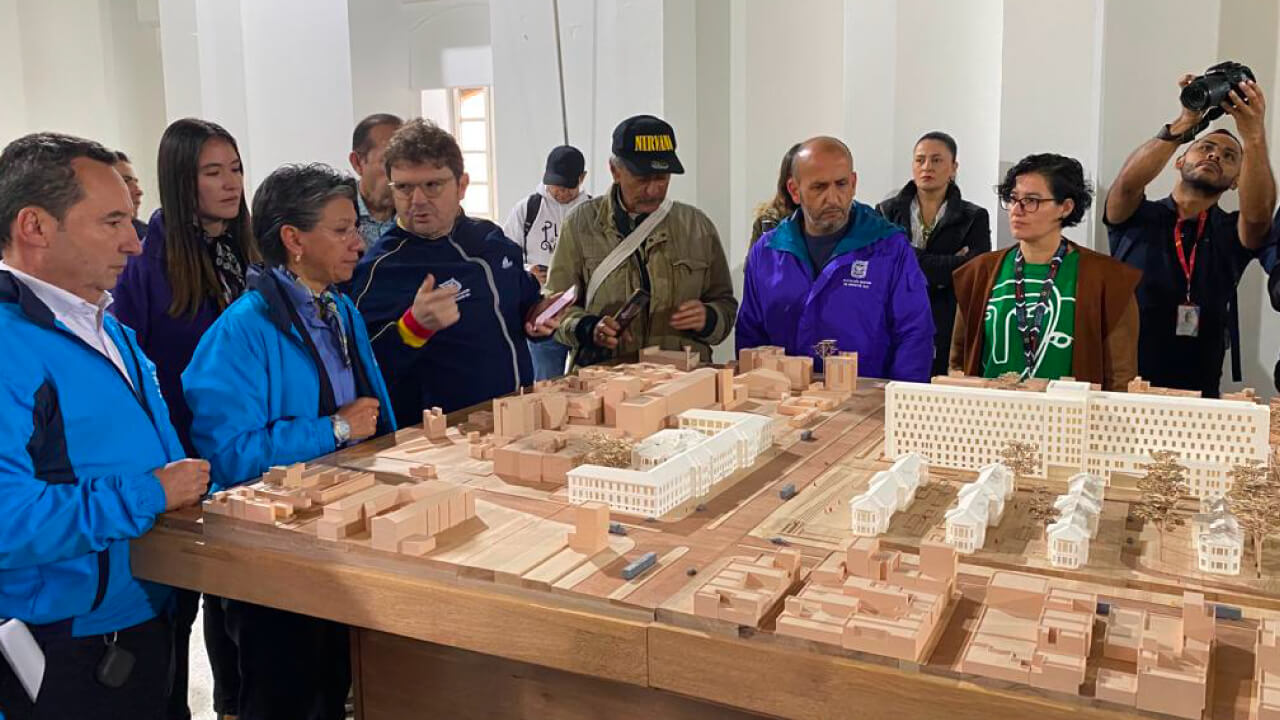 Alcaldesa resaltó avance en la intervención del San Juan de Dios y las obras de la Alcaldía Local de Los Mártires 