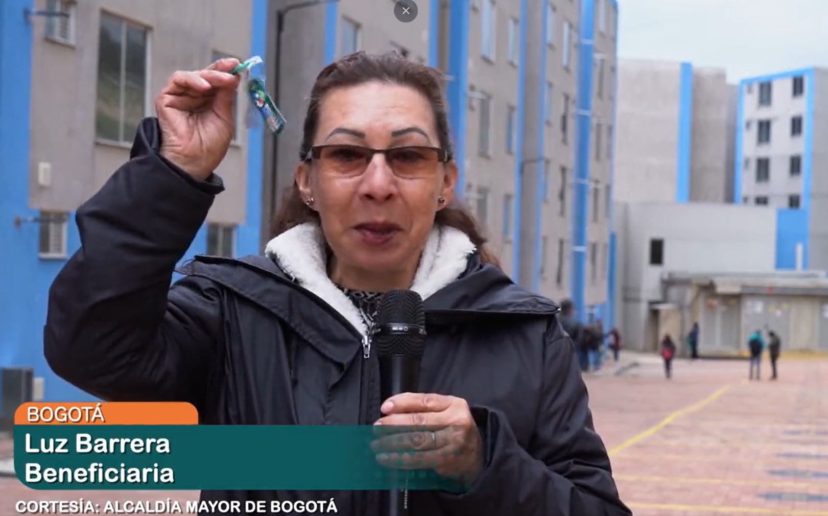 ¡Una gran noticia para la zona rural de #Usme en #Bogotá! Viviendas de interés prioritario fueron entregadas a varias familias, en su mayoría madres y padres cabeza de hogar que no contaban con subsidios