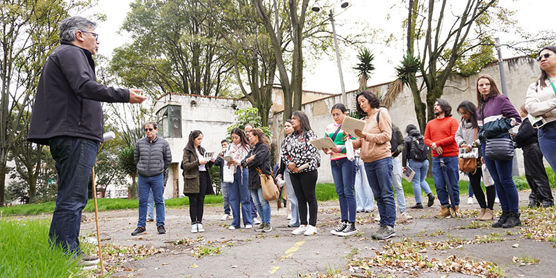 Caminata euPOLIS visibiliza las Soluciones Basadas en la Naturaleza planeadas por la Empresa para revitalizar el San Juan de Dios 