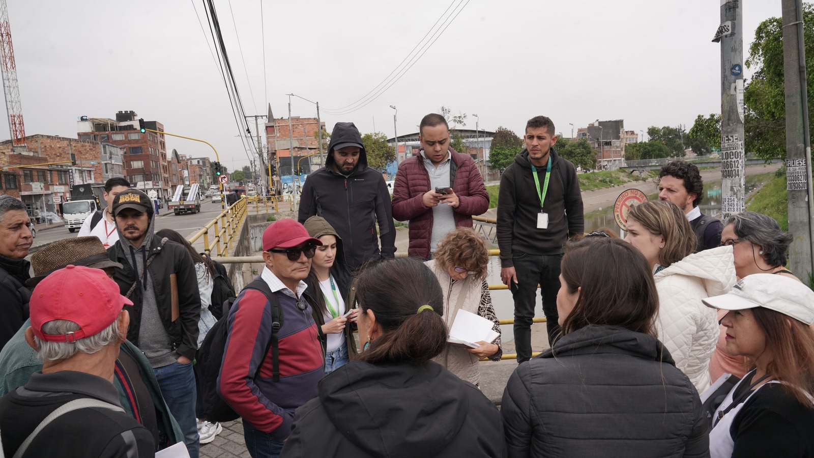 Con participación de los líderes de las Juntas de Acción Comunal, RenoBo y Secretaría de Planeación formulan la ´Calle 72 Actuación Estratégica´ 