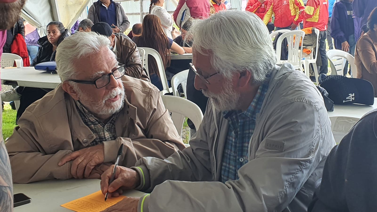 Con el Primer Encuentro de Vecinos se da inicio al Urbanismo Temporal en la Calle 26 con Caracas.