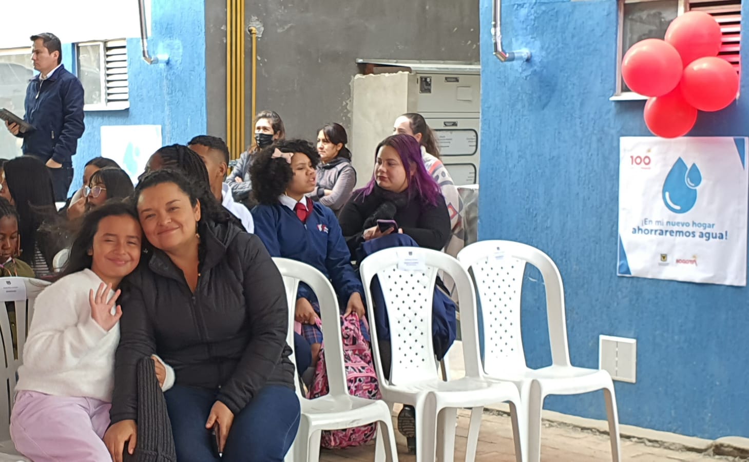 Distrito entregó 108 viviendas de interés prioritario en Usme, un paso  significativo hacia la equidad y la inclusión en Bogotá 
